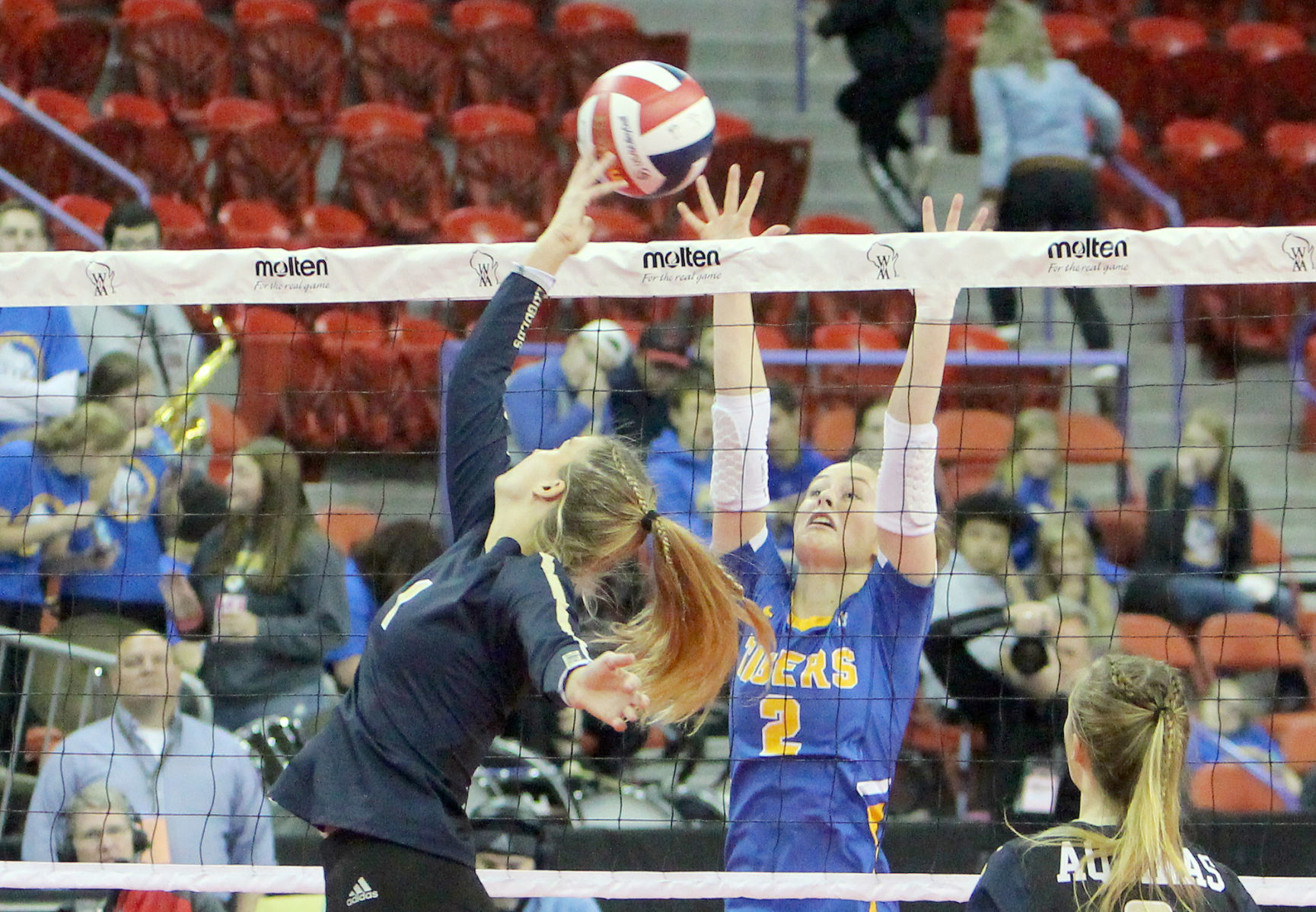 Nov. 9: La Crosse Aquinas vs. Howards Grove